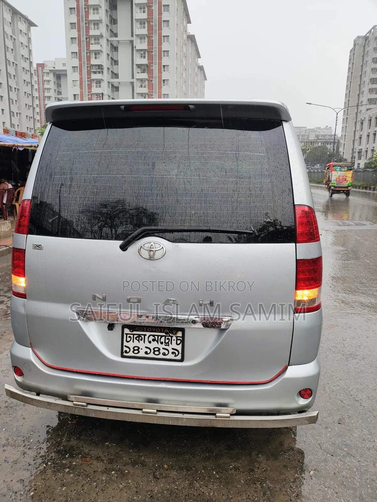 Toyota Grand HiAce 2002 Silver