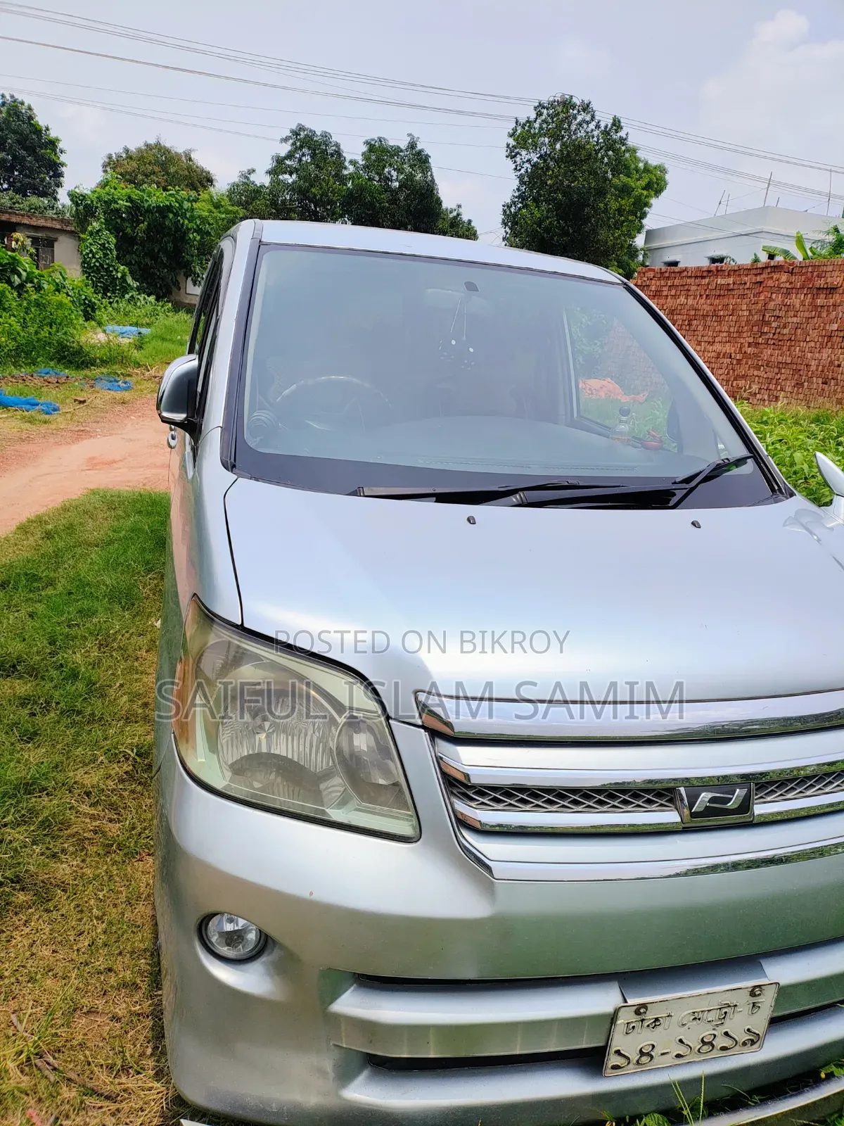 Toyota Grand HiAce 2002 Silver