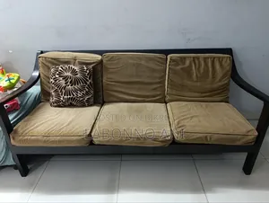 সেগুন কাঠের সোফা