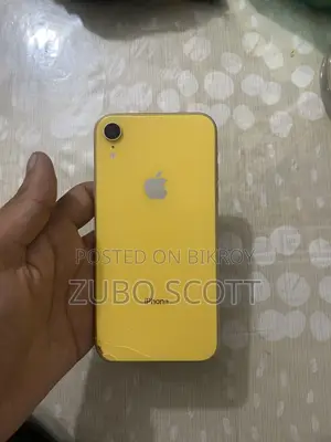 Apple iPhone XR 64 GB Yellow