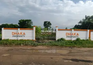 300ft Expressway 3 Katha East at Sector-9