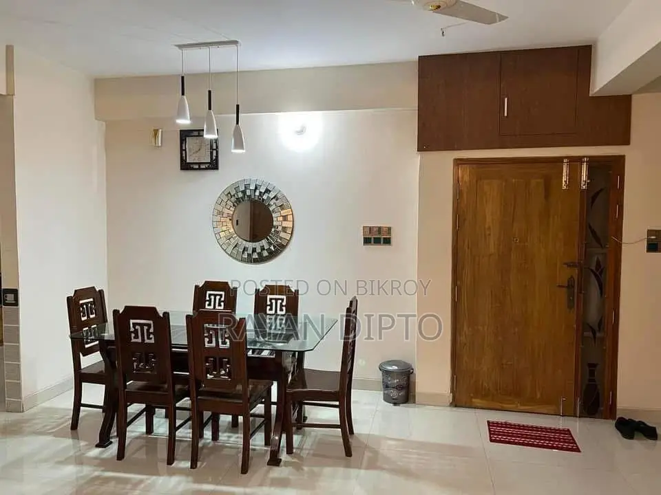 বসুন্ধরায় ভাড়ার জন্য ফার্নিশড ৩ বেডরুমের অ্যাপার্টমেন্ট
