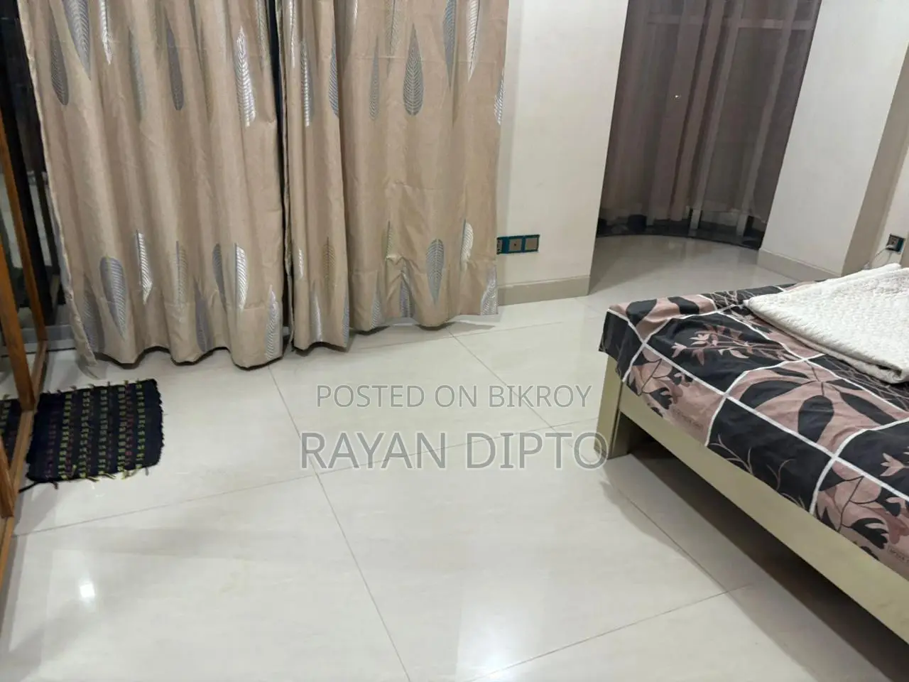 বসুন্ধরায় ভাড়ার জন্য ফার্নিশড ৩ বেডরুমের অ্যাপার্টমেন্ট