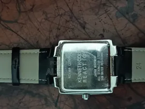 Kenneth Cole Reaction (Kc1364) Square Fashion Watch for Sale