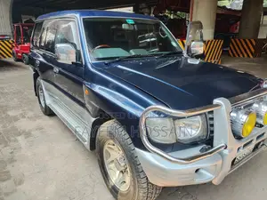 Mitsubishi Pajero Junior 1997 Blue