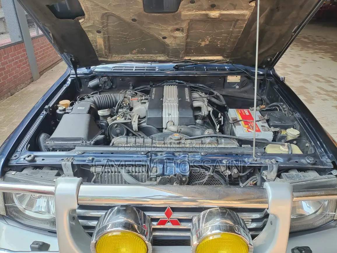 Mitsubishi Pajero Junior 1997 Blue