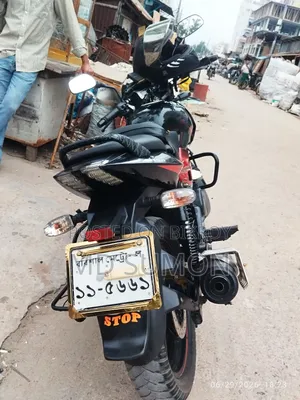 বাজাজ পালসার ১৫০ ২০১৯ ব্ল্যাক
