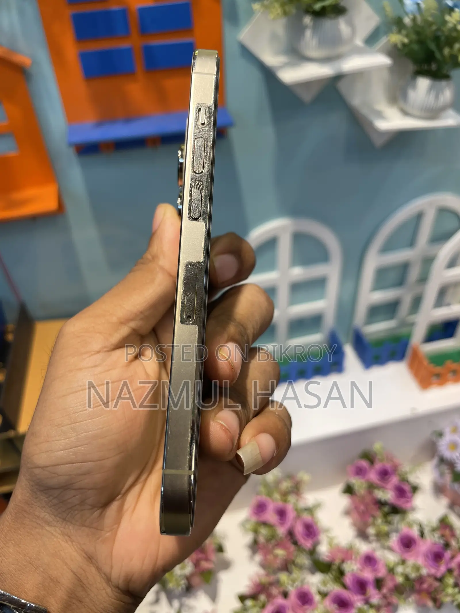 অ্যাপল আইফোন ১৪ প্রো ২৫৬ জিবি গোল্ড