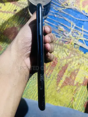 Apple iPhone XR 64 GB Black