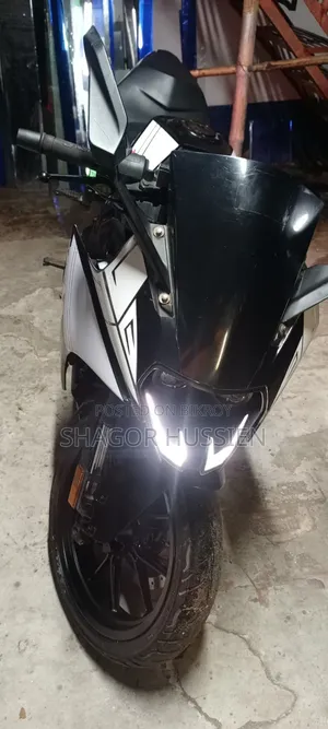 KTM RC 125 2021 White