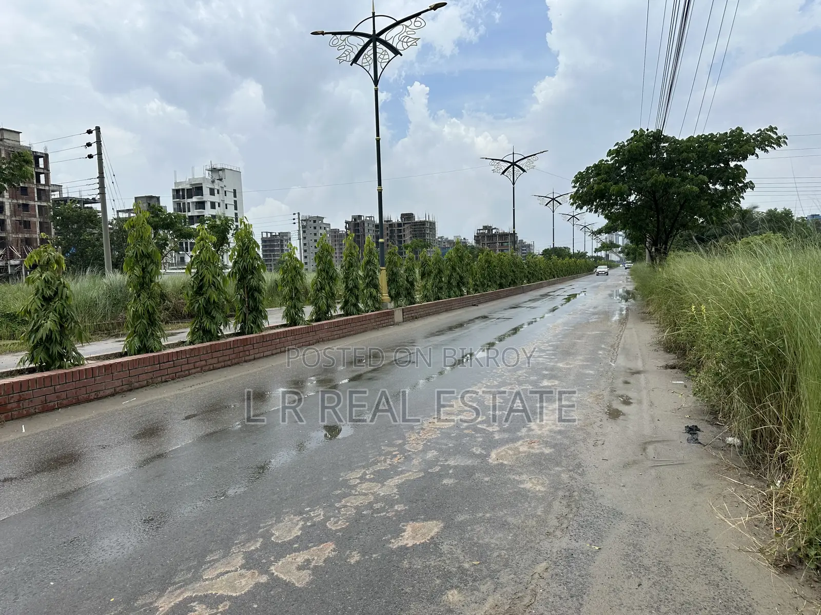 Block-N, 4-Katha, South-Face, Near-200' Road 3rd Plot, Bashundhara