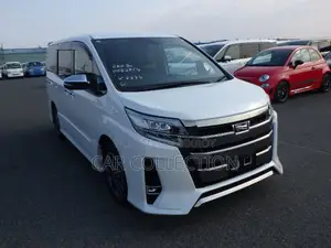 Toyota Noah 2021 Pearl