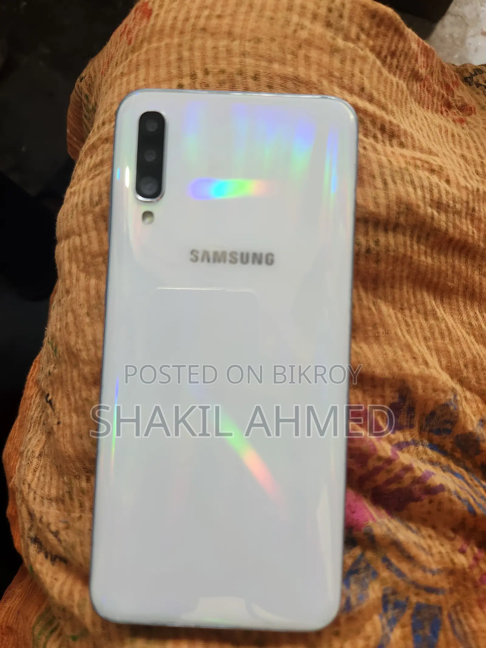 Samsung Galaxy A50 64 GB White
