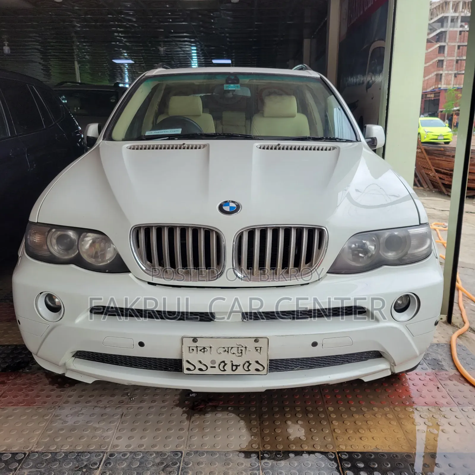 BMW X5 2004 White