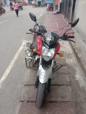 Yamaha FZ 2016 Red