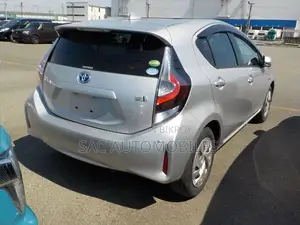 Toyota Aqua 2020 Silver