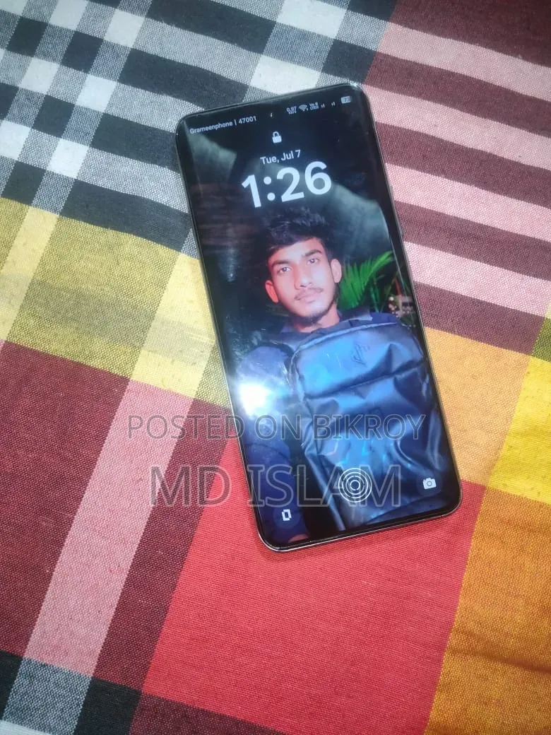 Realme 13 Pro+ 5G ২৫৬ জিবি হোয়াইট