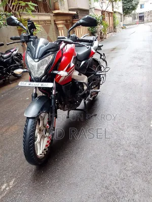 Bajaj Pulsar NS 160 2021 Red