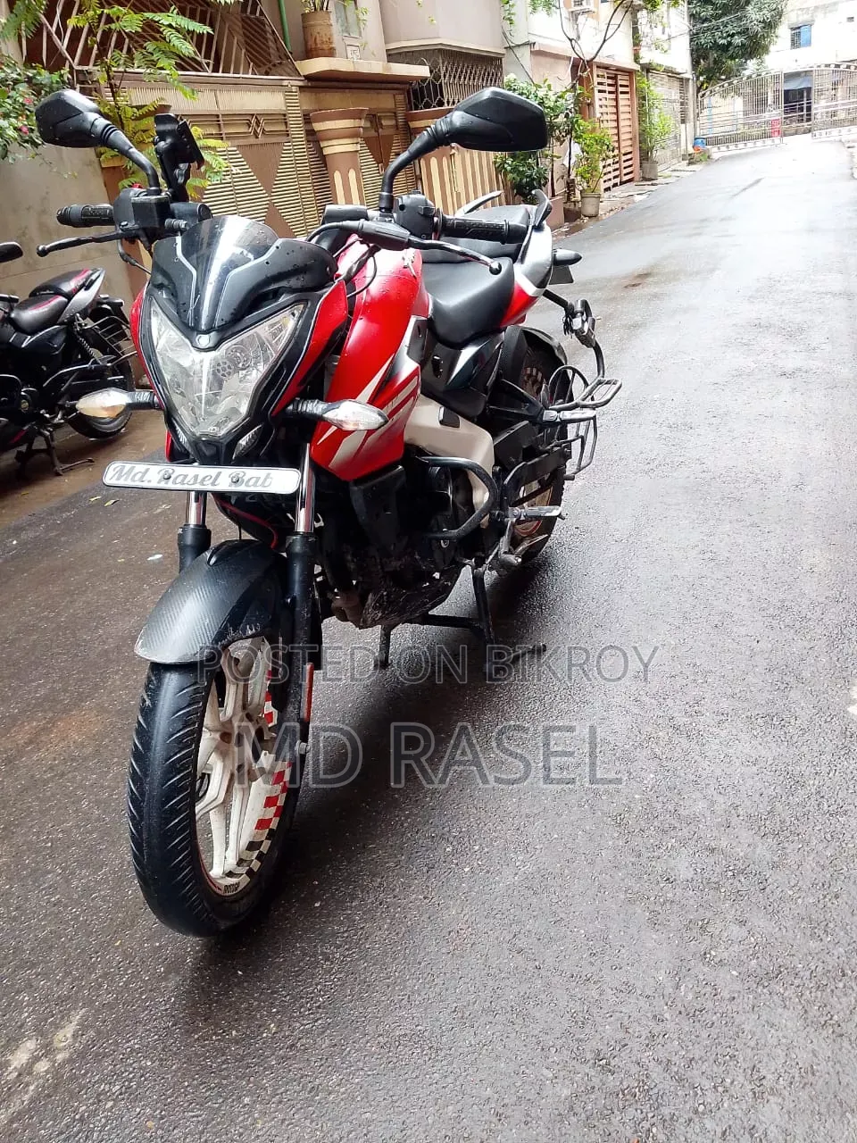Bajaj Pulsar NS 160 2021 Red