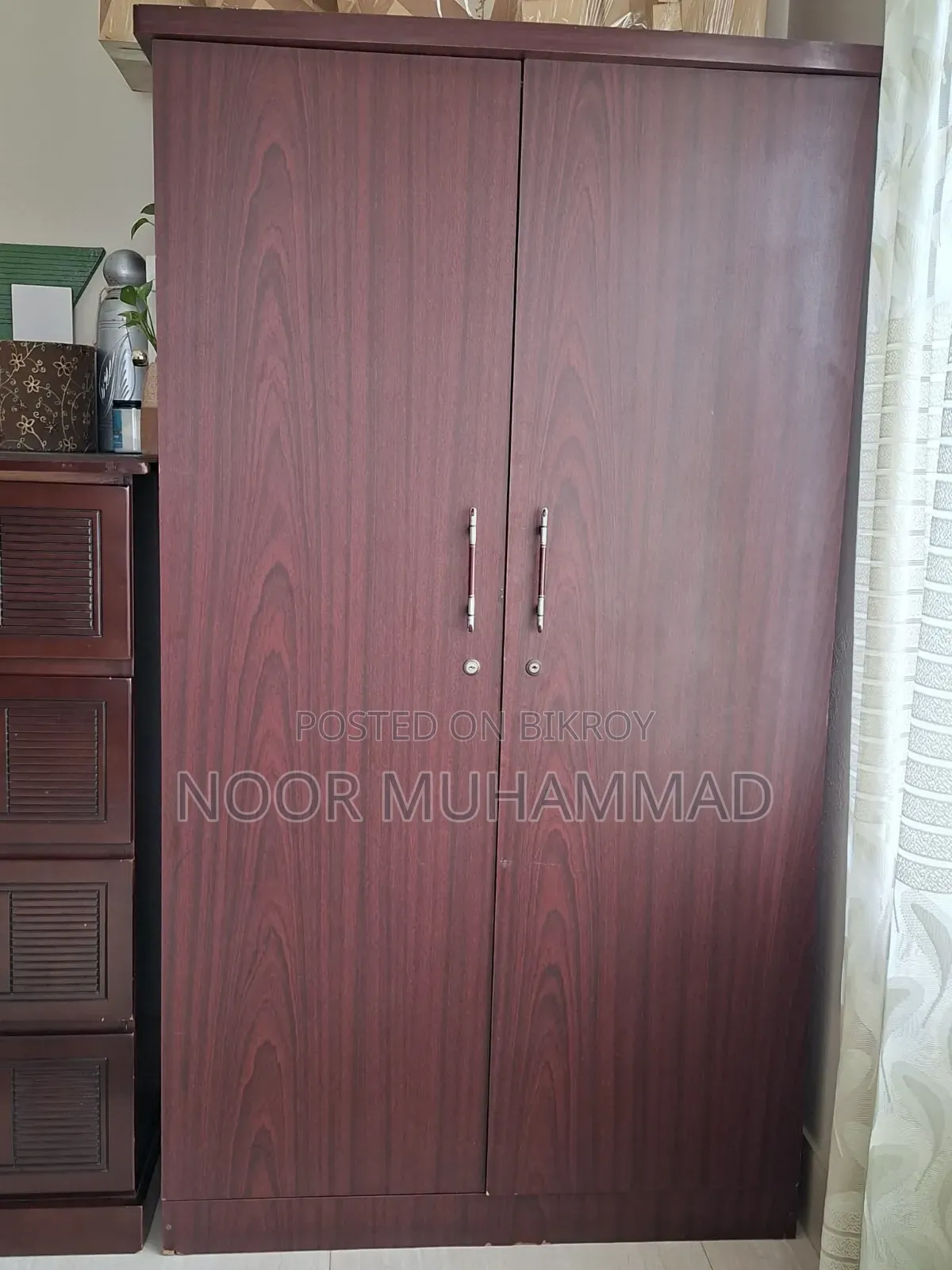 Wood Almirah