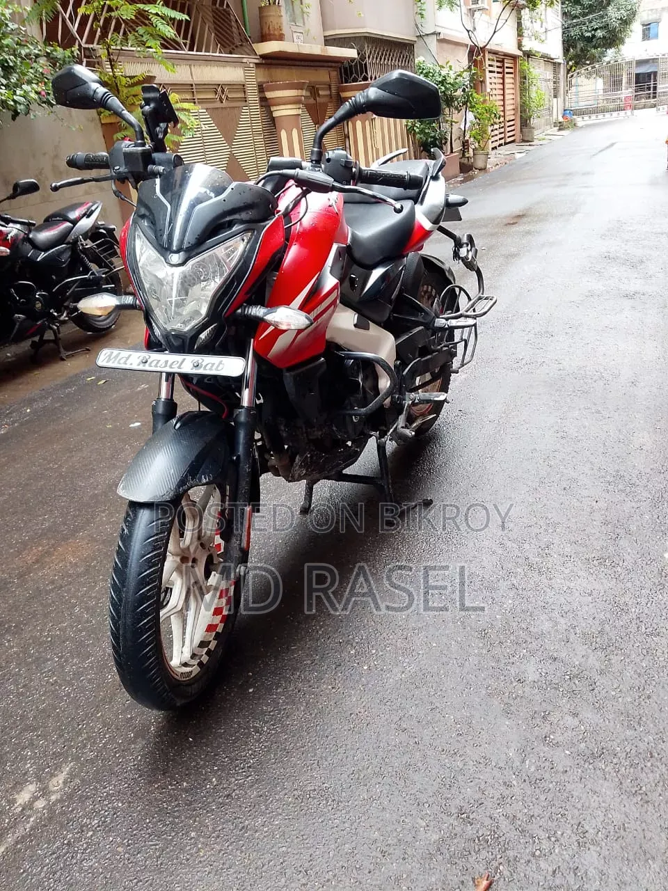 Bajaj Pulsar NS 160 2021 Red