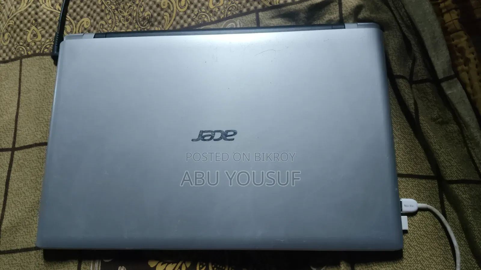 Laptop Acer Aspire v V5 572P 4GB AMD A8 HDD 500GB