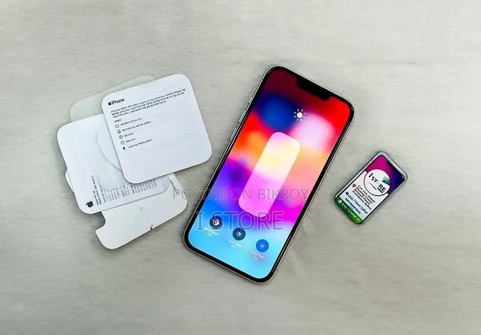 Apple iPhone 13 128 GB White
