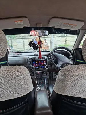 টয়োটা কারিনা ১৯৯৪ সাদা