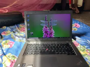 Laptop Lenovo ThinkPad T440 4GB Intel Core i5 HDD 500GB
