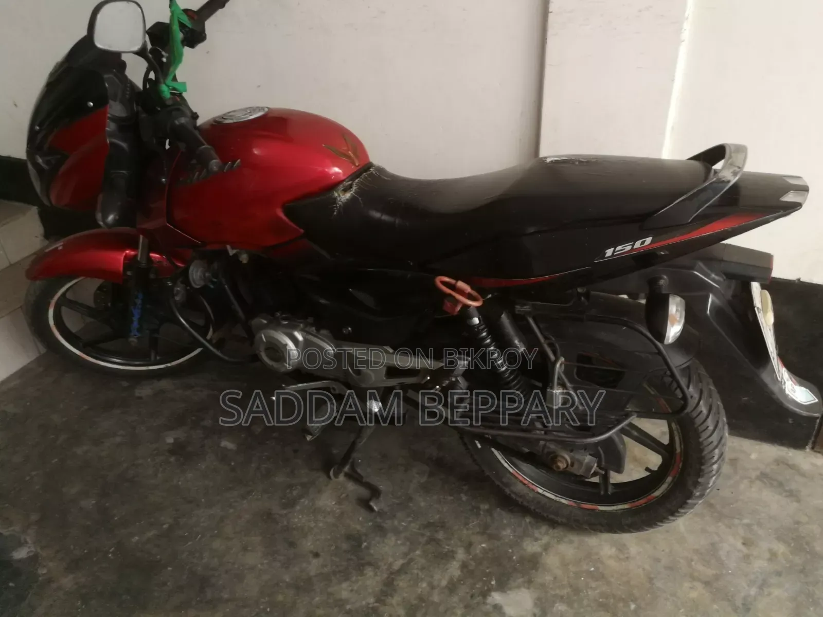 Bajaj Pulsar 150 2024 Red