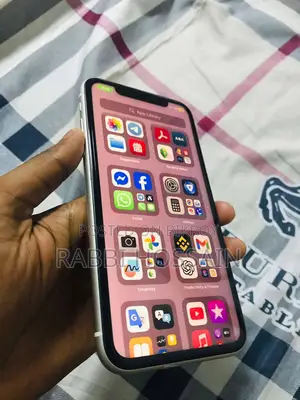 Apple iPhone 11 64 GB White