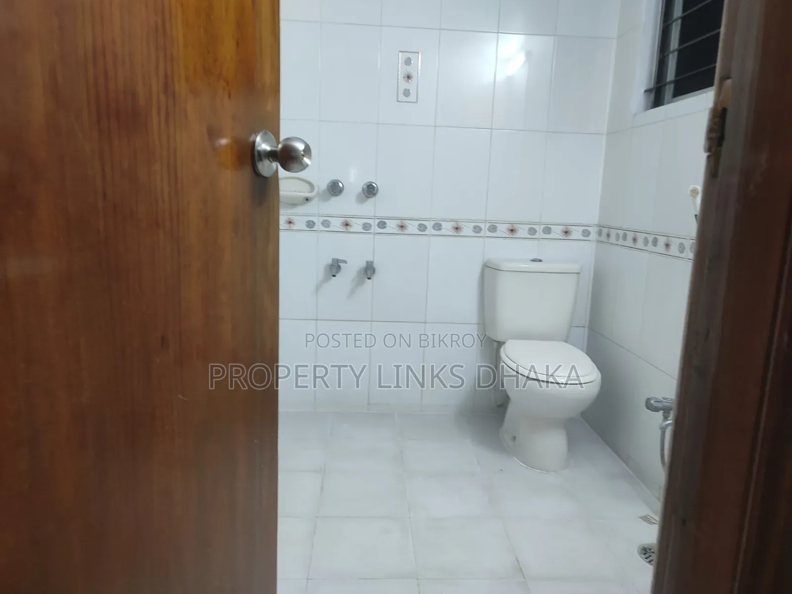 3bdrm Apartment in Baridhara for Rent
