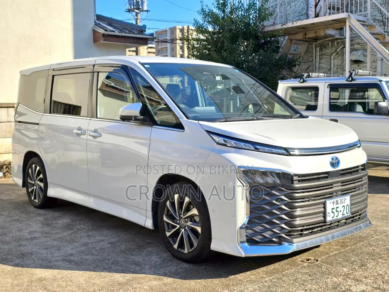 Toyota Voxy 2023 Pearl