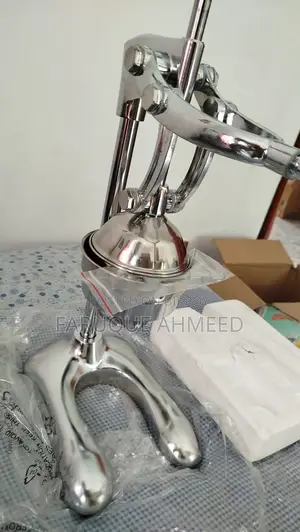 Manual Juicer Maker