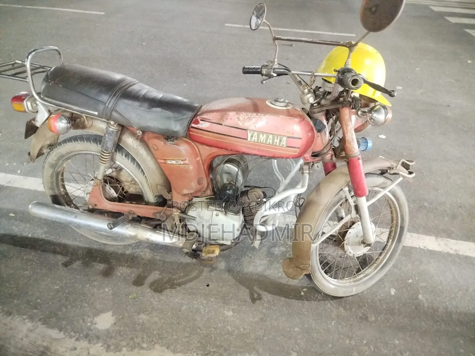 Yamaha 1994 Red