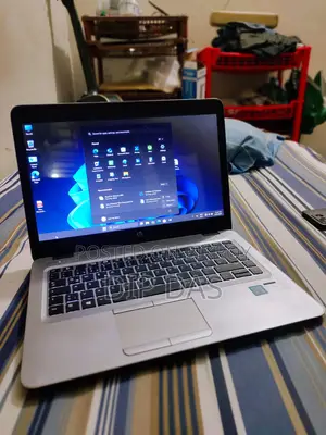 নতুন ল্যাপটপ HP EliteBook 840 G3 ৪জিবি ইন্টেল কোর আই৫ এসএসডি ২৫৬জিবি