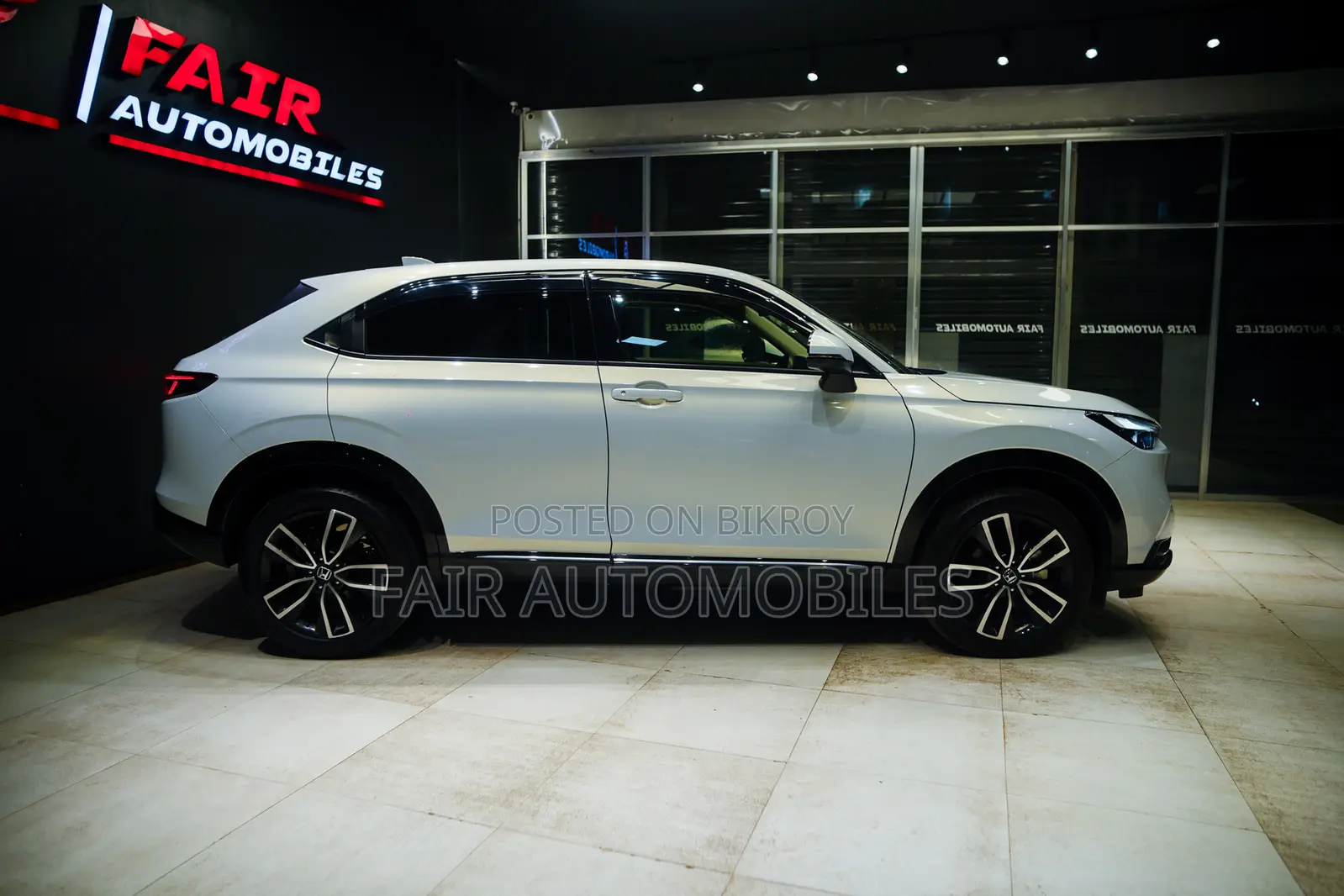 Honda Vezel 1.5 Hybrid 2WD 2021 Pearl