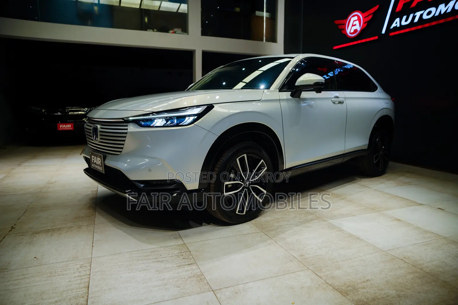Honda Vezel 1.5 Hybrid 2WD 2021 Pearl
