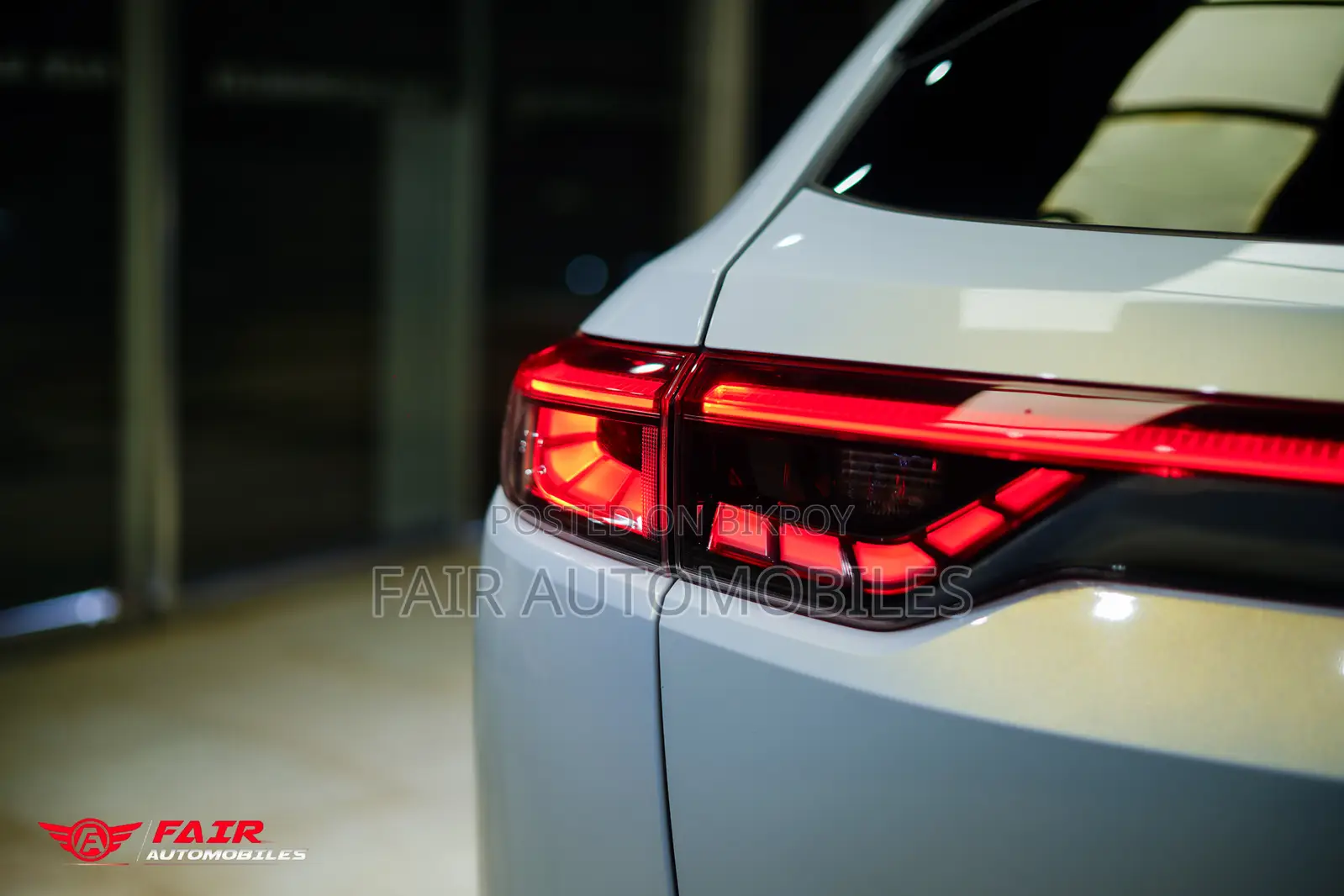Honda Vezel 1.5 Hybrid 2WD 2021 Pearl