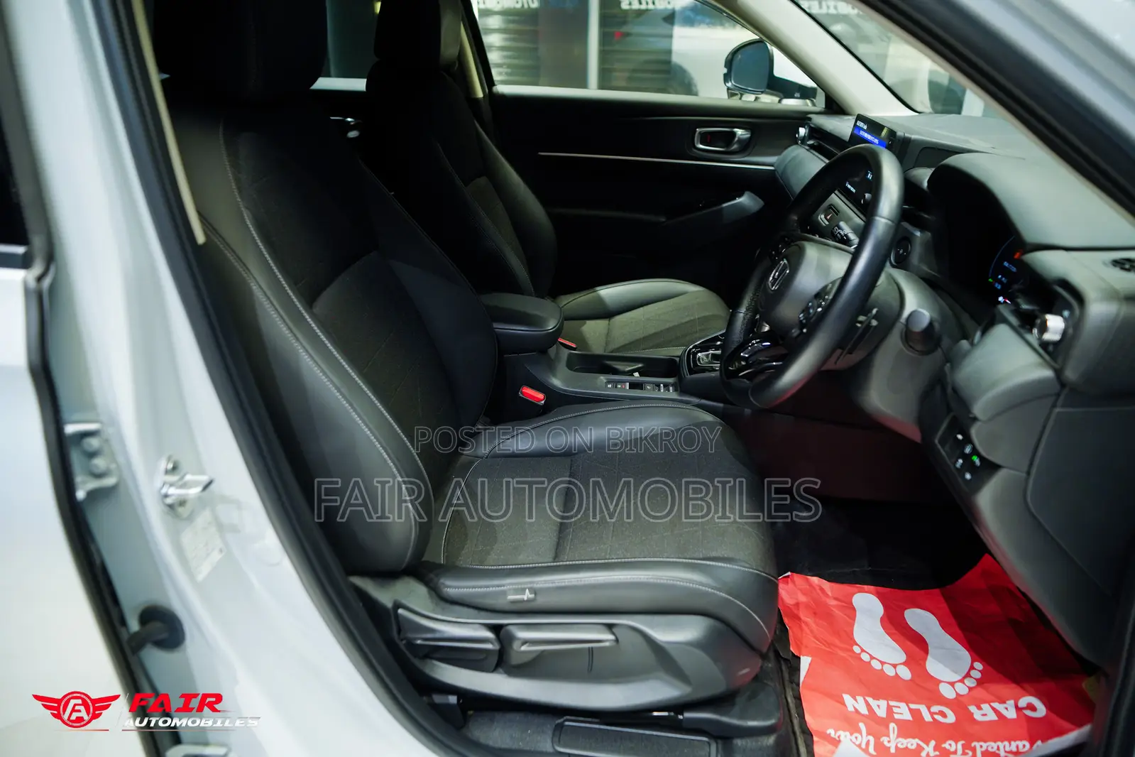 Honda Vezel 1.5 Hybrid 2WD 2021 Pearl