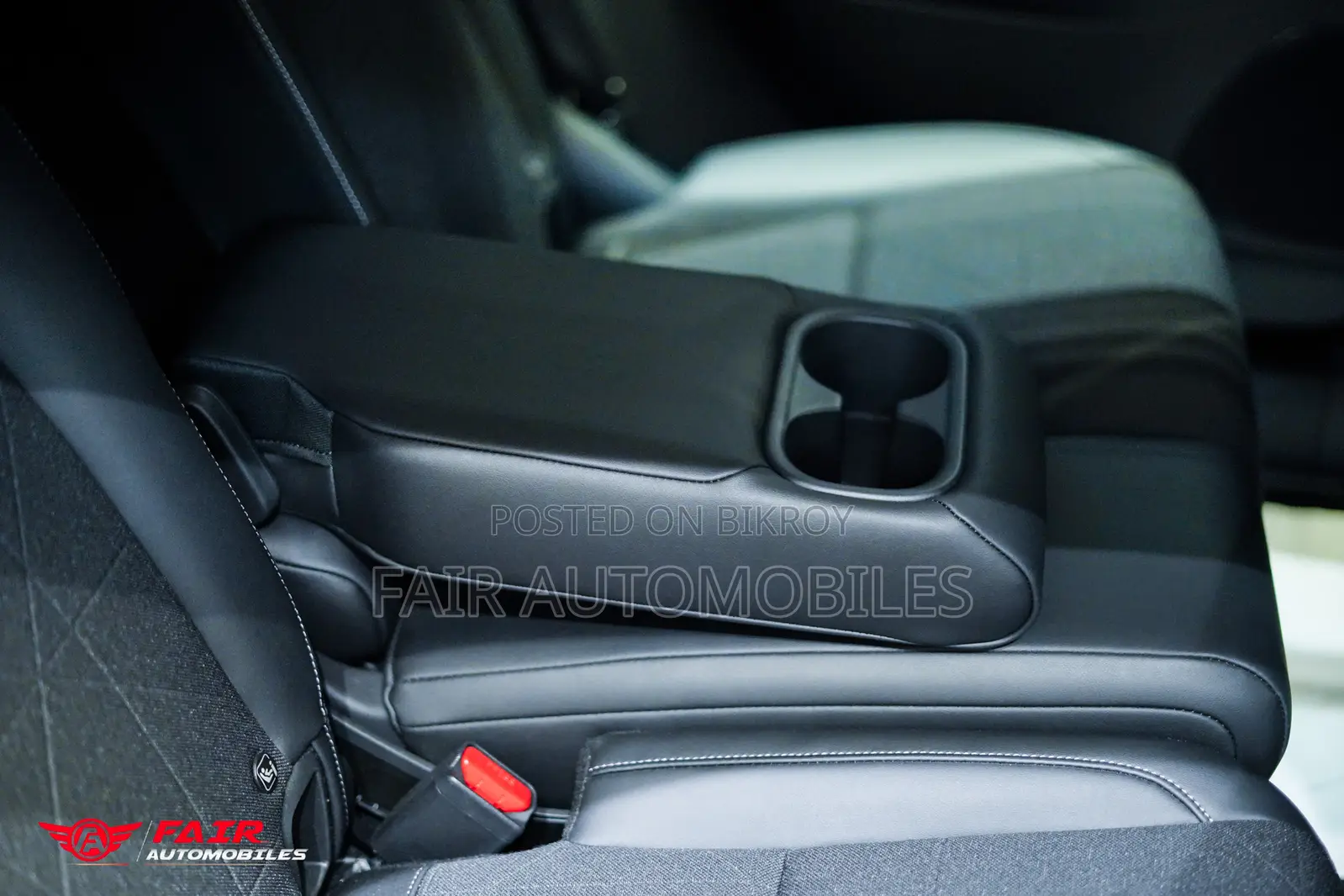 Honda Vezel 1.5 Hybrid 2WD 2021 Pearl