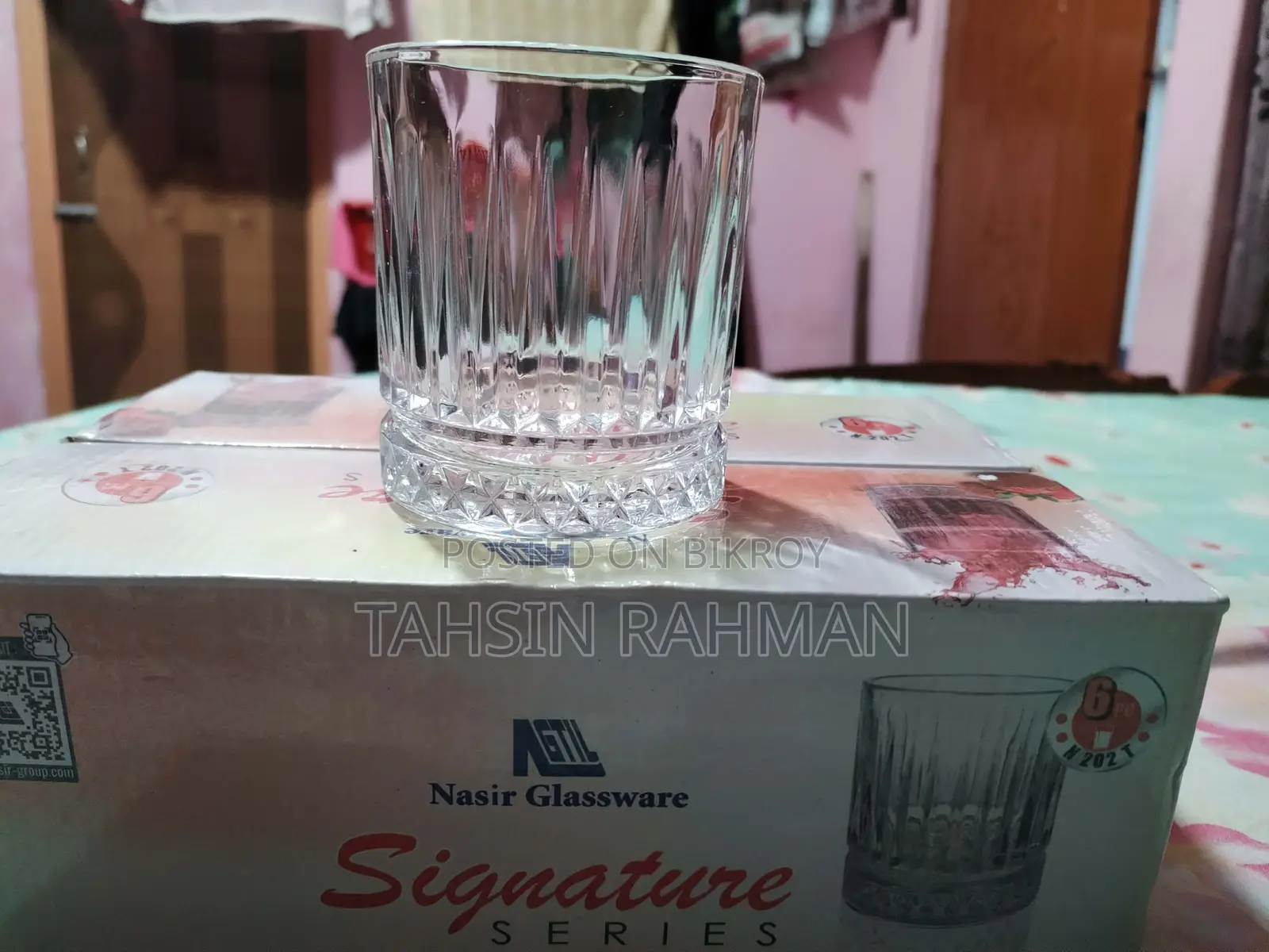 ব্র্যান্ড নিউ ড্রিংকিং গ্লাস সেট
