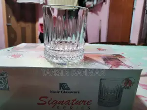 ব্র্যান্ড নিউ ড্রিংকিং গ্লাস সেট