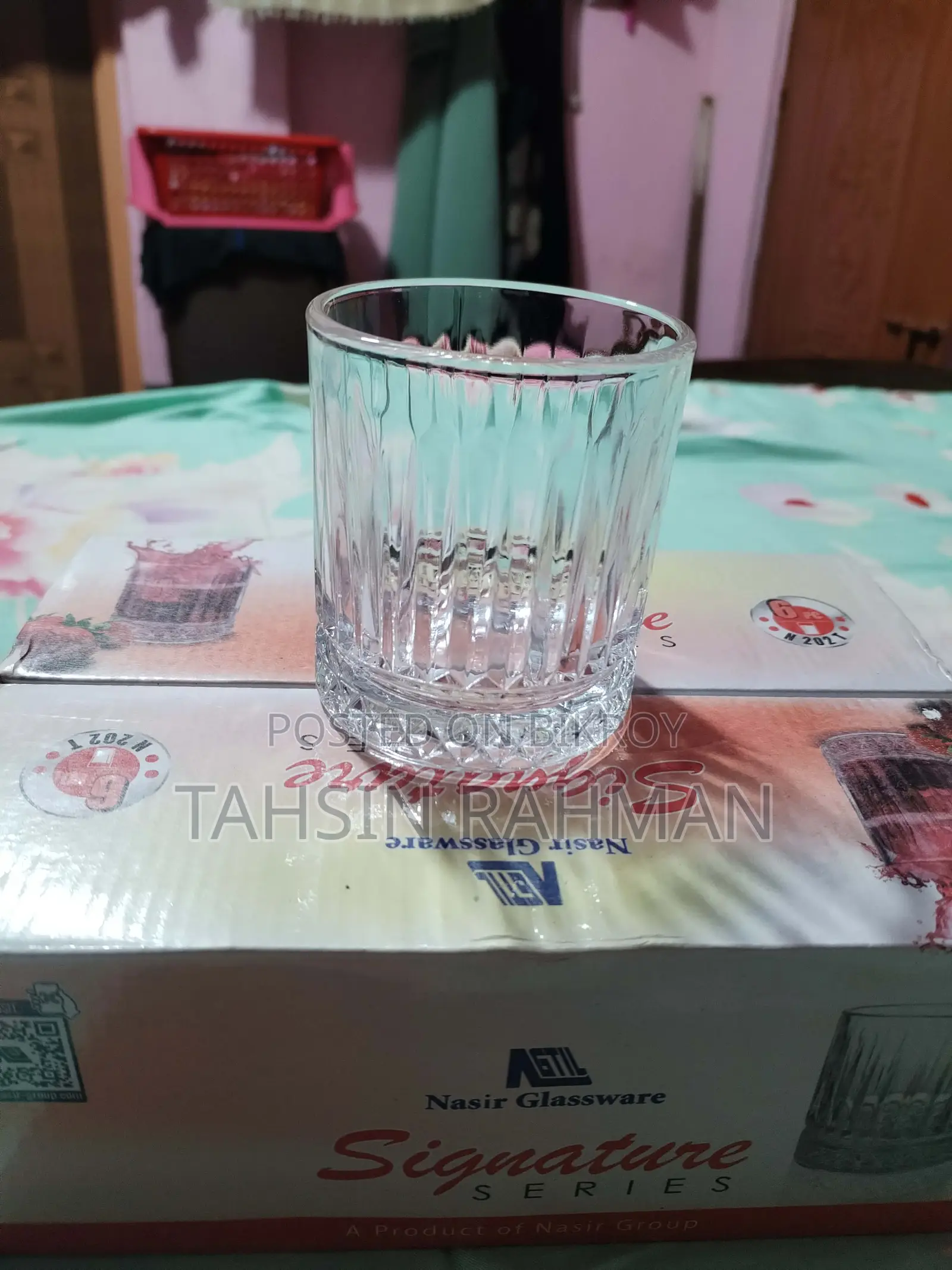ব্র্যান্ড নিউ ড্রিংকিং গ্লাস সেট