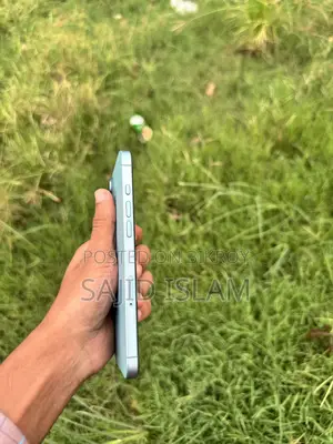 New Apple iPhone 16 Plus 128 GB Green