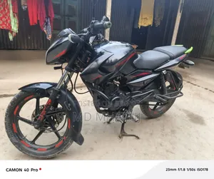 Bajaj Pulsar 135 LS 2015 Black