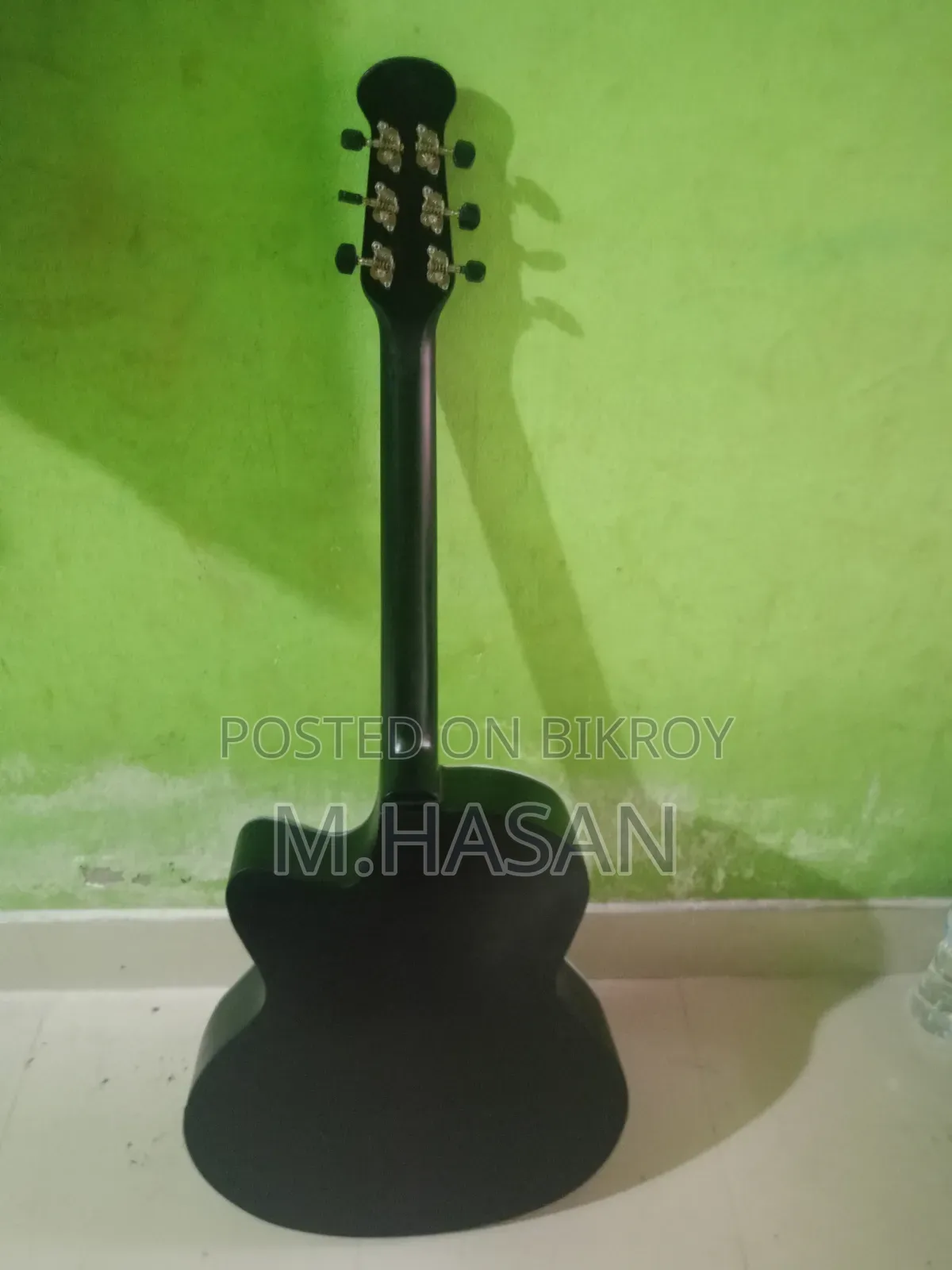 গিটার সেল করা হবে