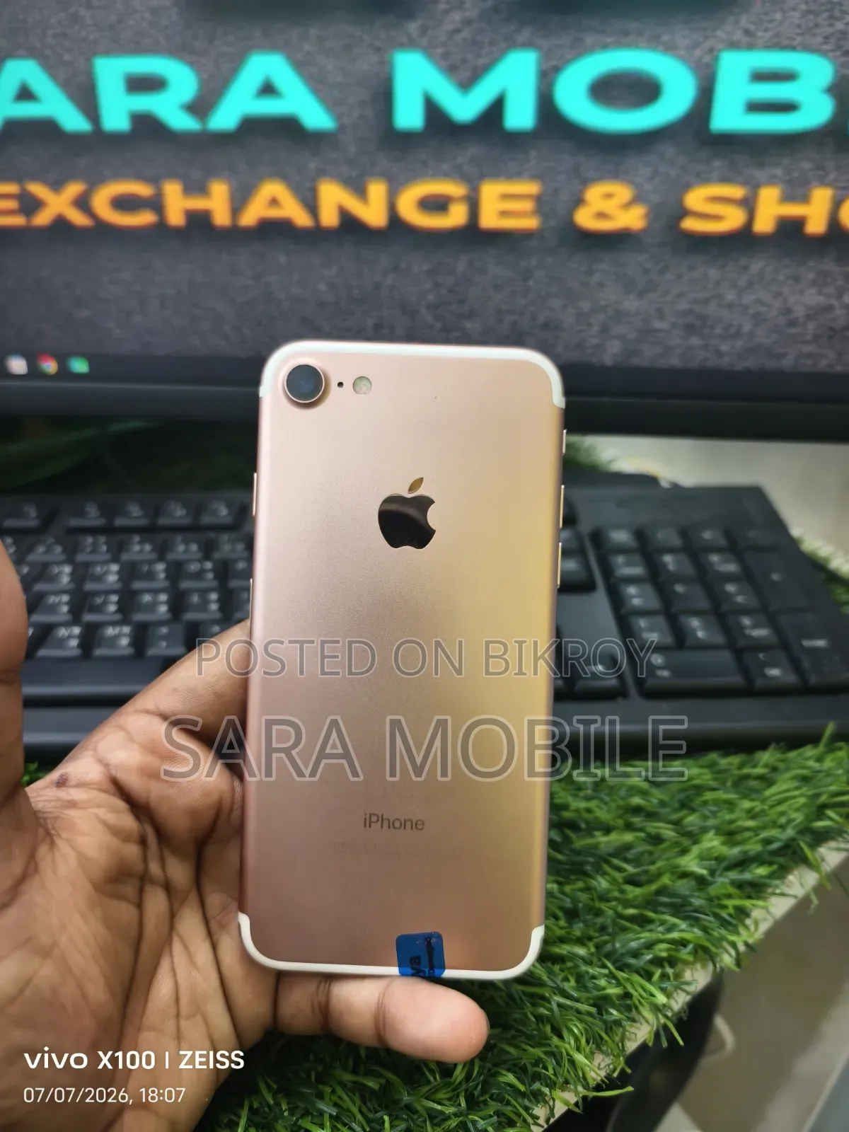 Apple iPhone 7 128 GB Gold