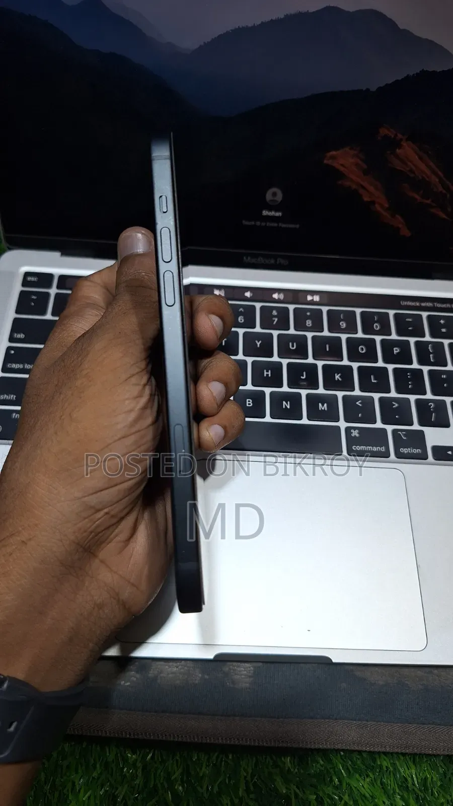 অ্যাপল আইফোন ১৫ প্লাস ১২৮ জিবি ব্ল্যাক
