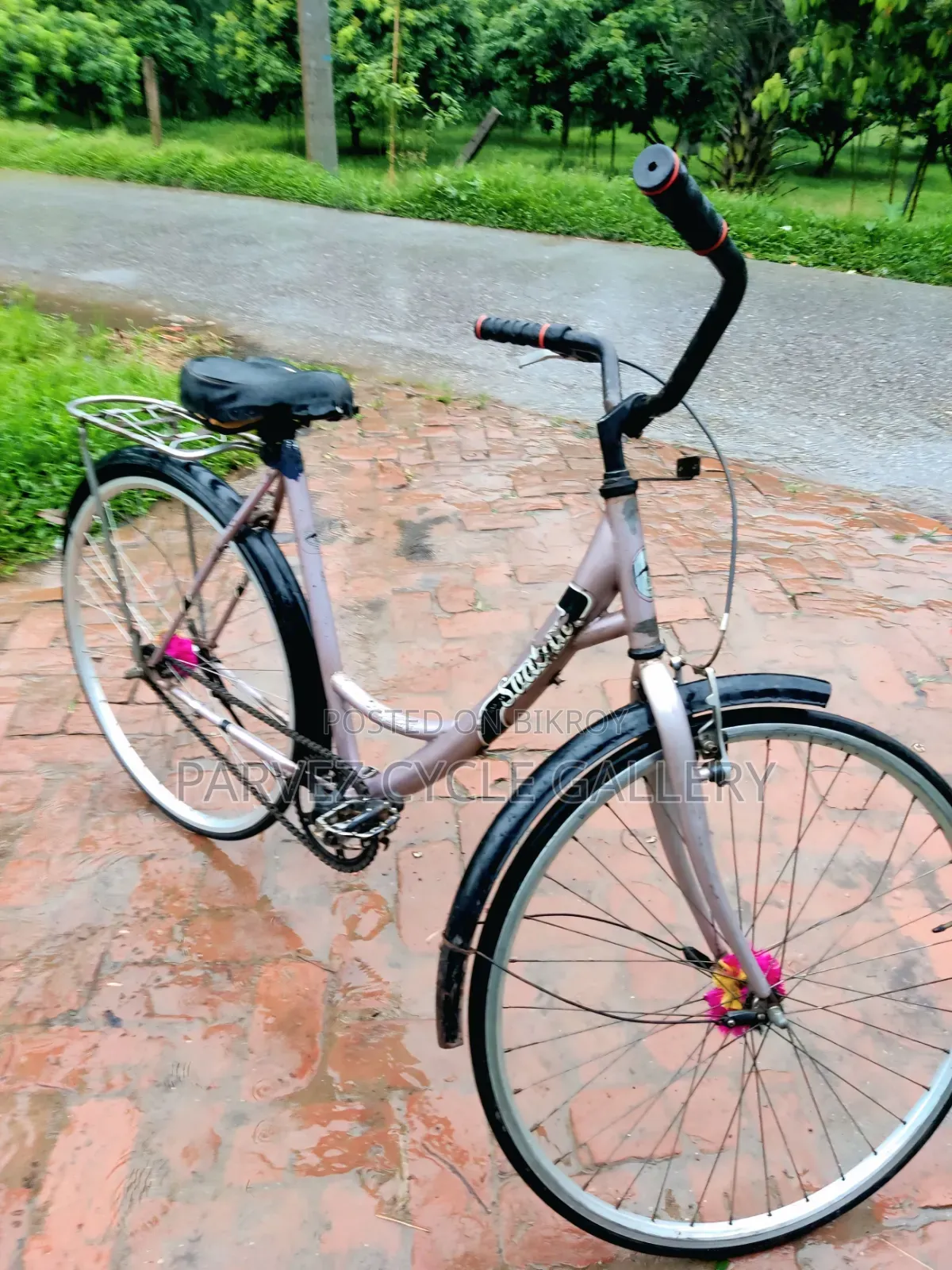Ladies 27" Full Serviced Cycle – Elegant Perfect for Office |